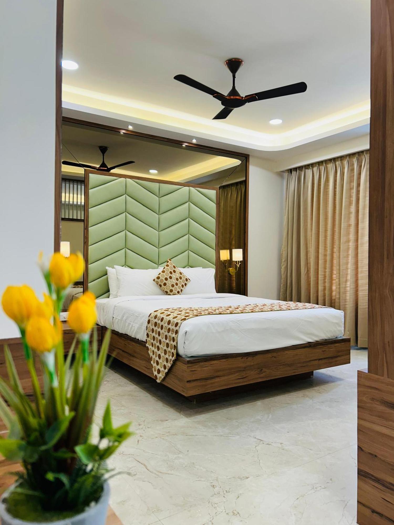 Hotel Grand Visava Lonavala Esterno foto
