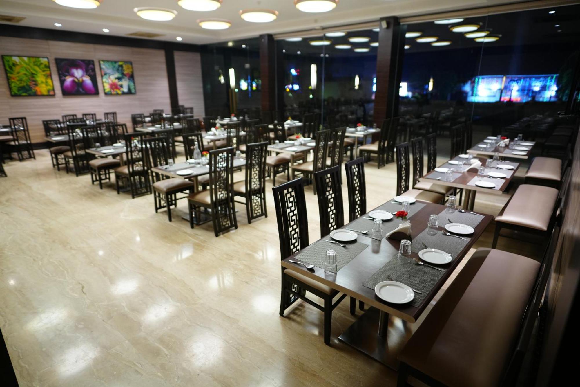 Hotel Grand Visava Lonavala Esterno foto