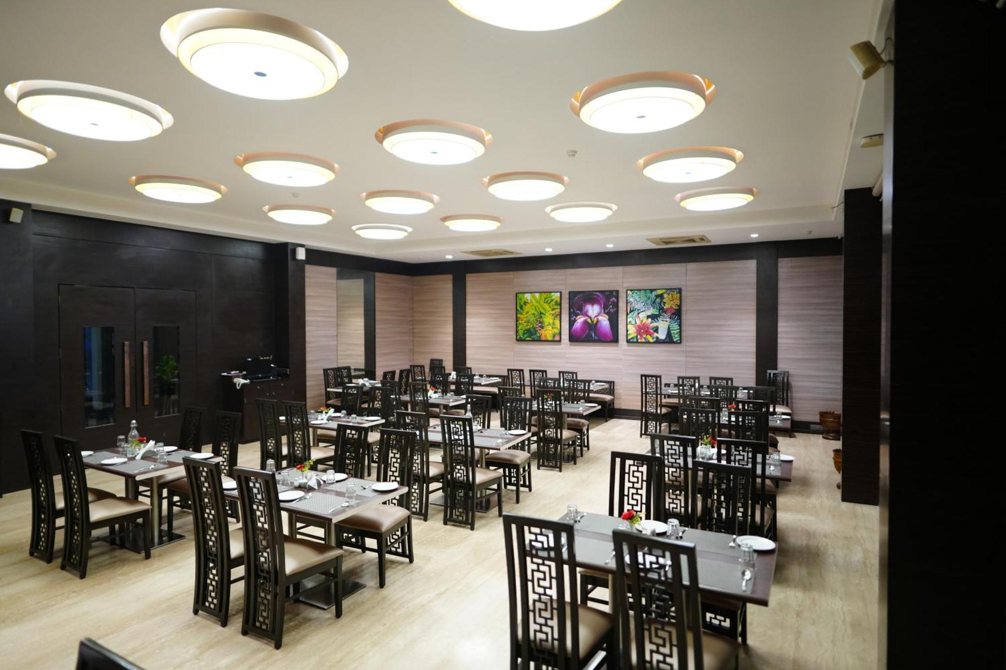 Hotel Grand Visava Lonavala Esterno foto