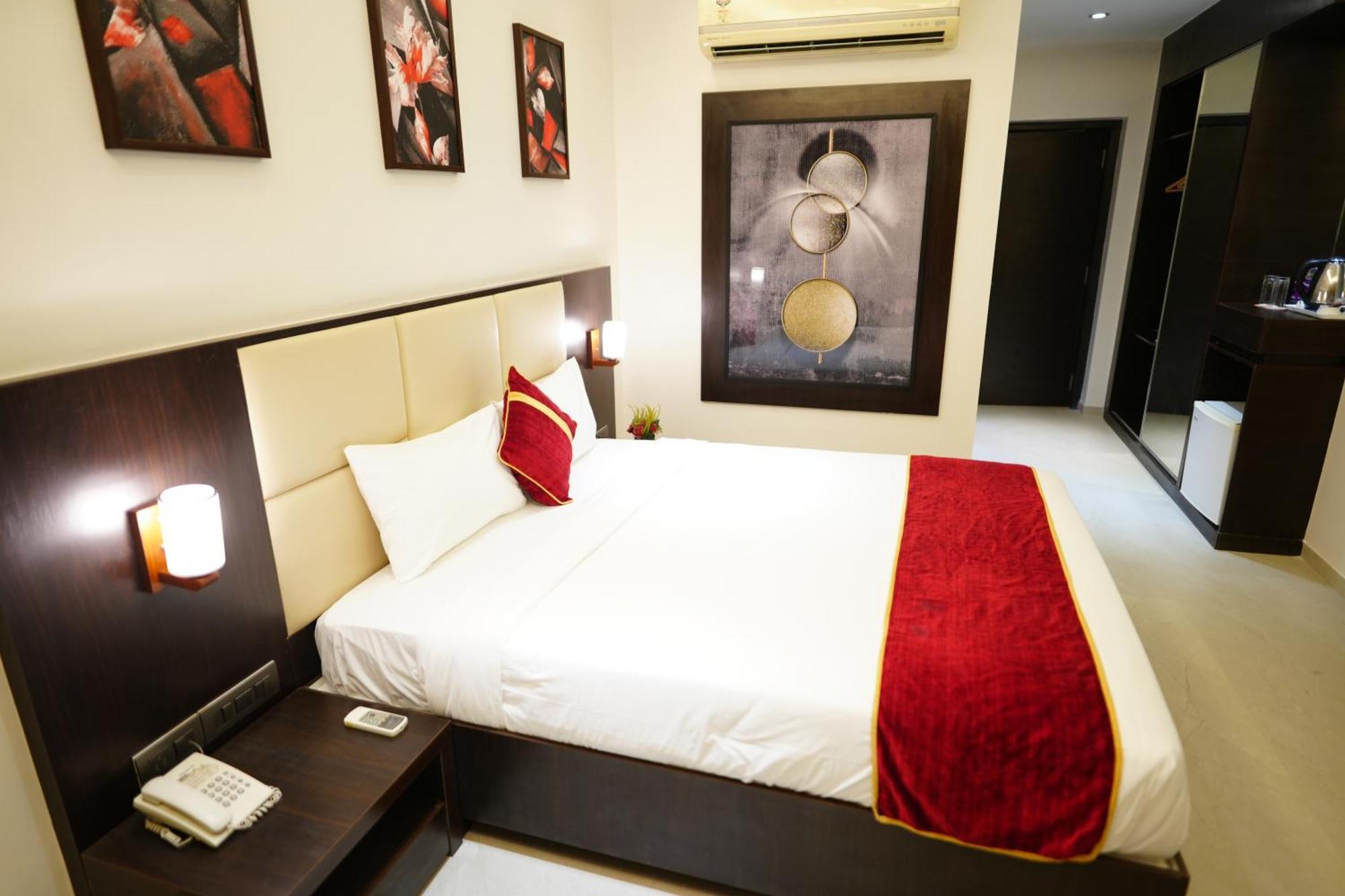 Hotel Grand Visava Lonavala Esterno foto