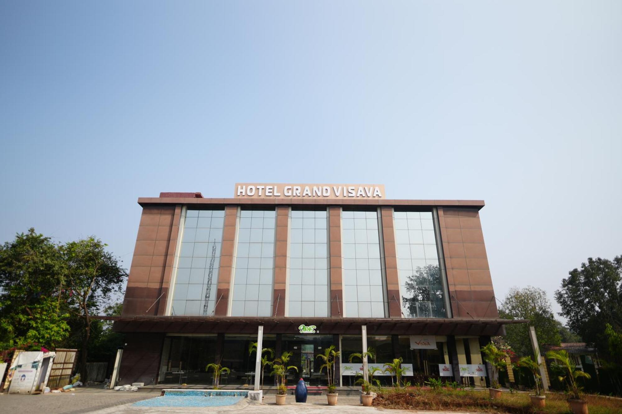Hotel Grand Visava Lonavala Esterno foto