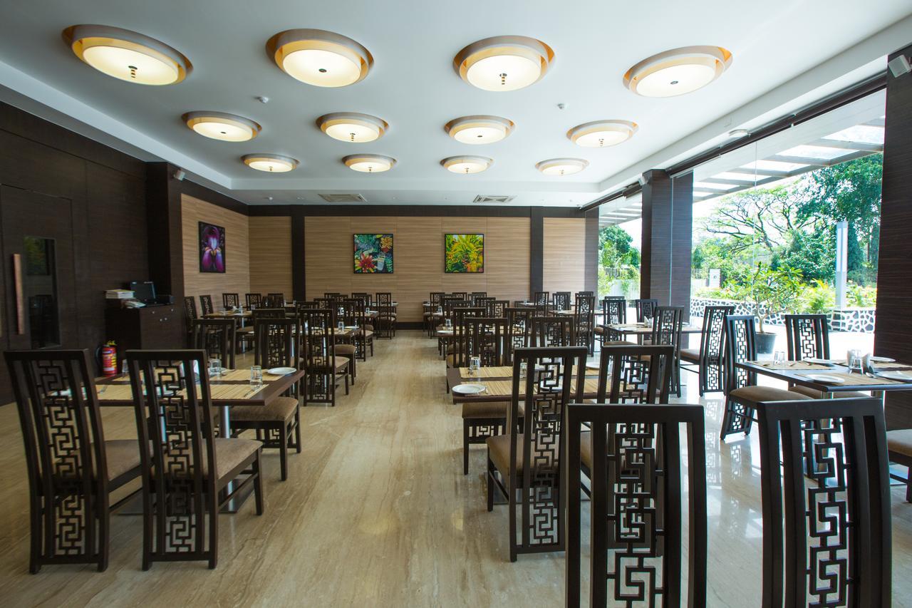 Hotel Grand Visava Lonavala Esterno foto