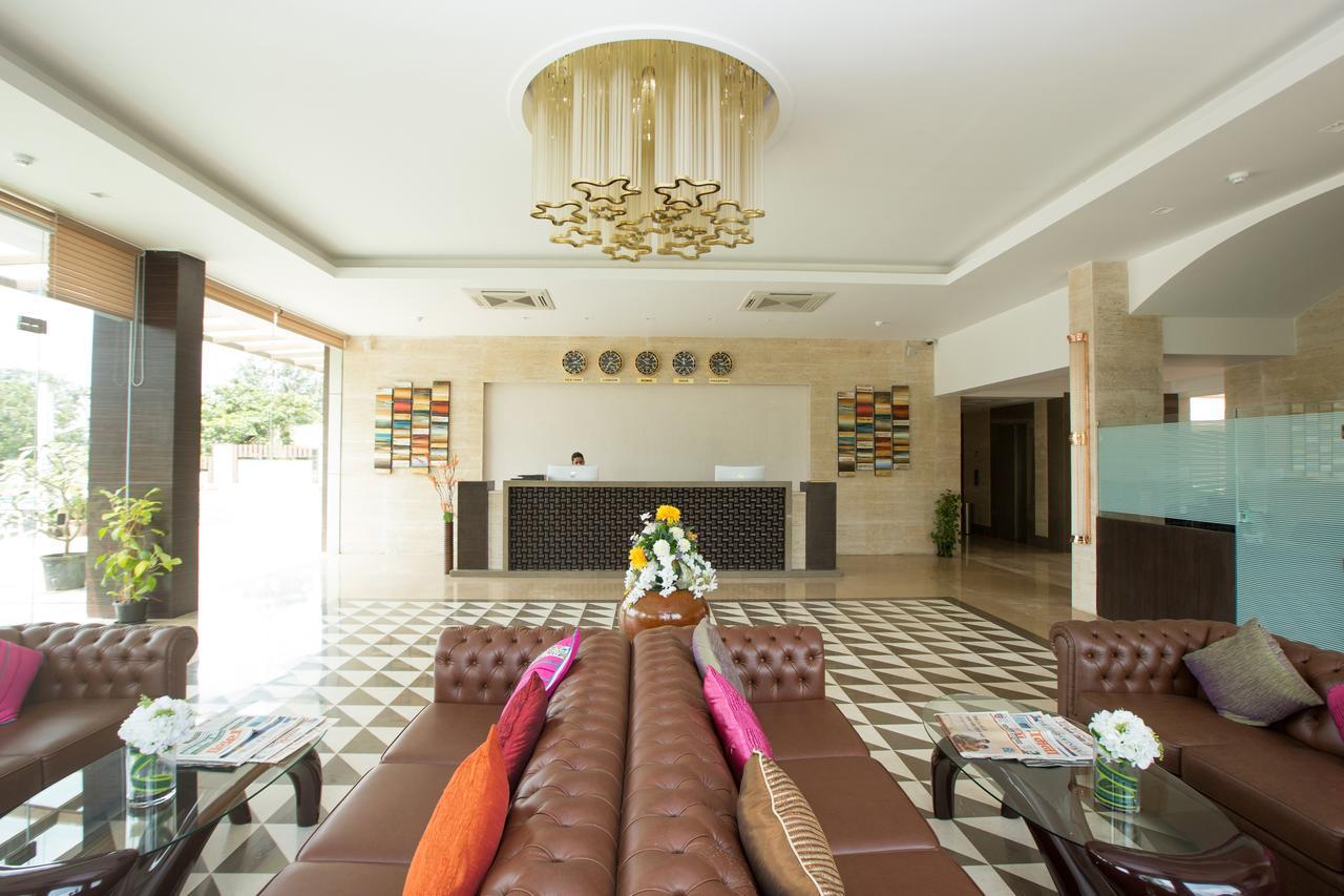 Hotel Grand Visava Lonavala Esterno foto